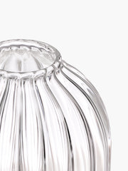 Ribbed candle holder - For classic candles